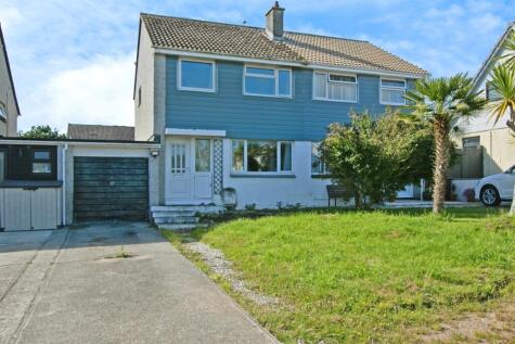 Boscundle Avenue, Falmouth, TR11 17