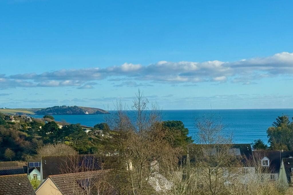 Boscundle Avenue, Falmouth, TR11 2