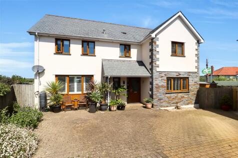 4 bed detached - Higher Clovelly 28