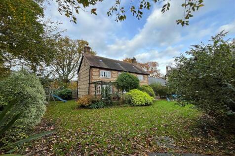 5 bed detached - Broadstone 20