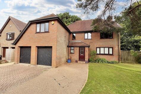 5 bed detached - Broadstone 24