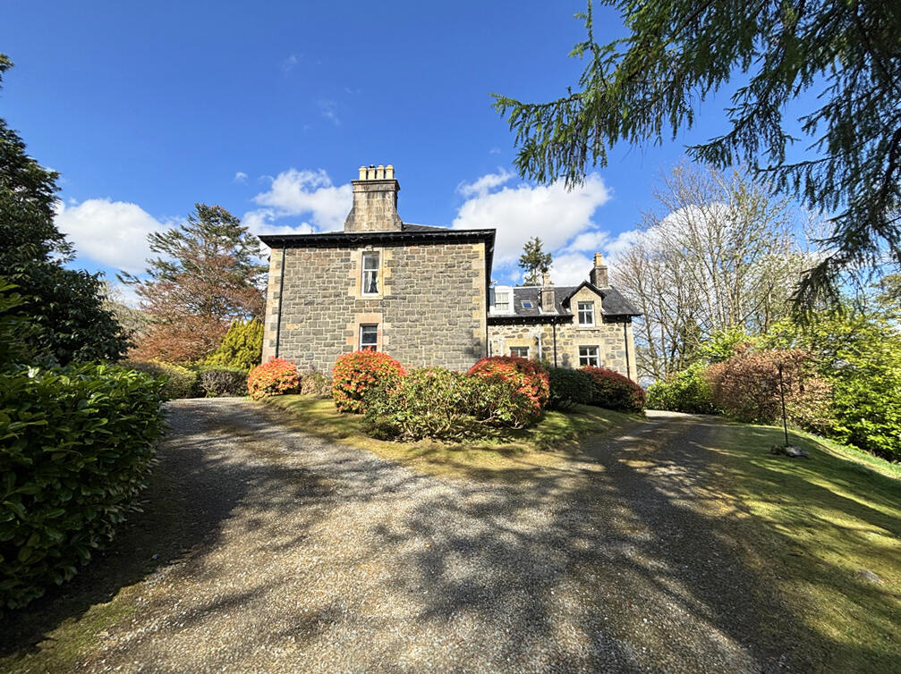 Glenlyon House, Dalmally, PA33 1AA 1