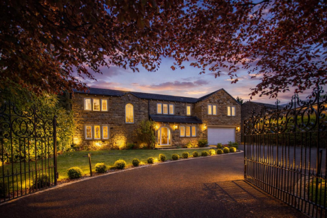 Mountfield, Huddersfield Road, Liversedge, WF15 19