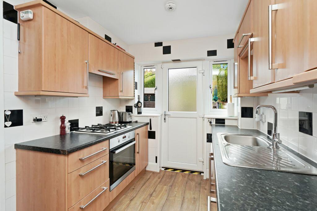 32 The Gallolee, Colinton, Edinburgh, EH13 9QL 4