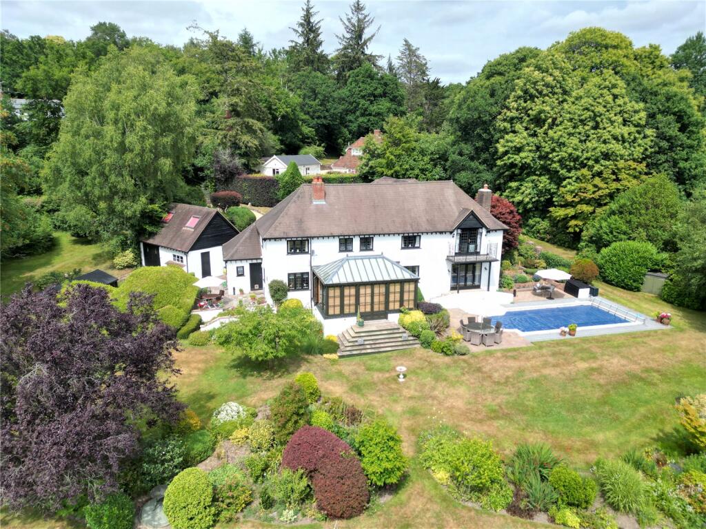 4 bed detached - Godshill Wood, Fordingbridge, Hampshire, SP6 1