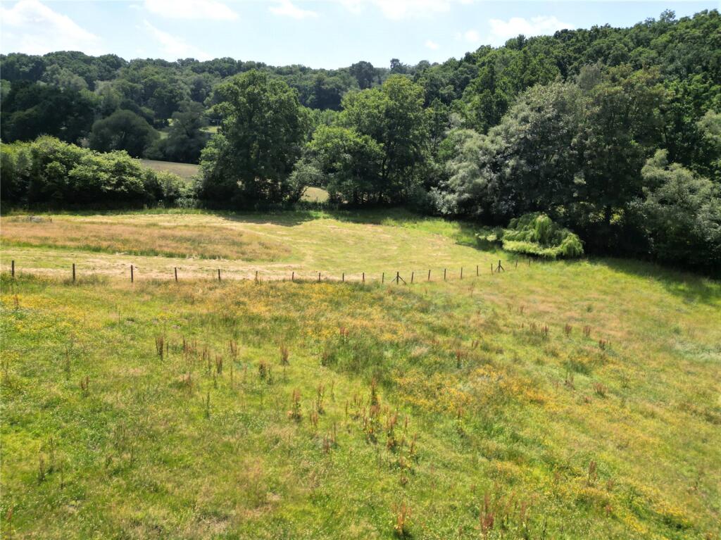 4 bed detached - Godshill Wood, Fordingbridge, Hampshire, SP6 3