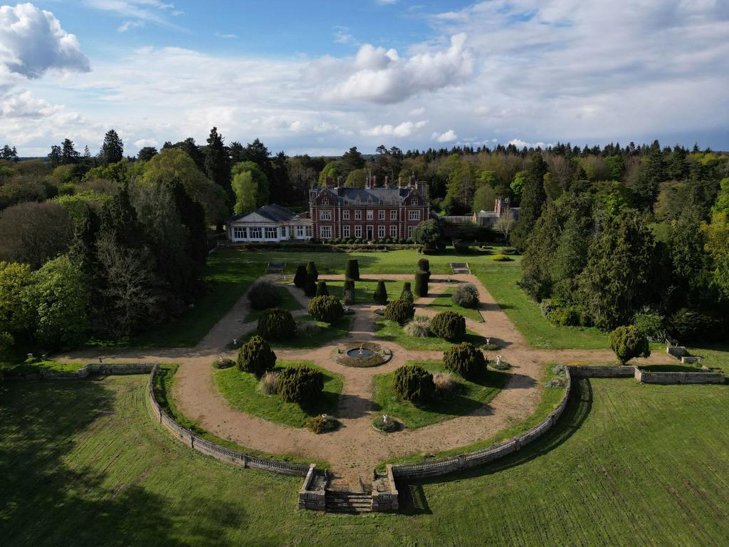 Country house - 38 bedroom country house for sale, Thetford IP26 10