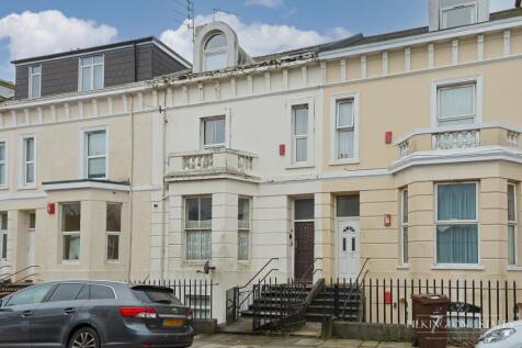 Offers Over](https://www.rightmove.co 17