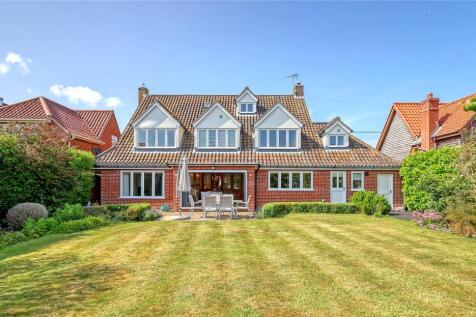 5-bedroom equestrian property with 5 acres in Suffolk 17