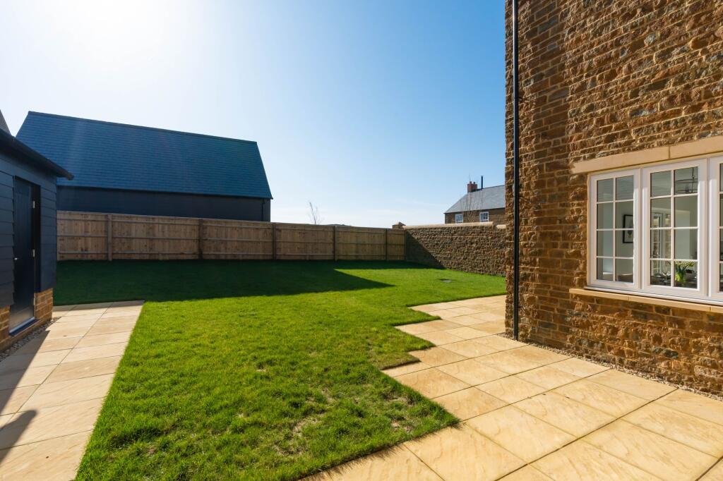 4 bed detached - Stour View, Sibford Ferris, OX15 2