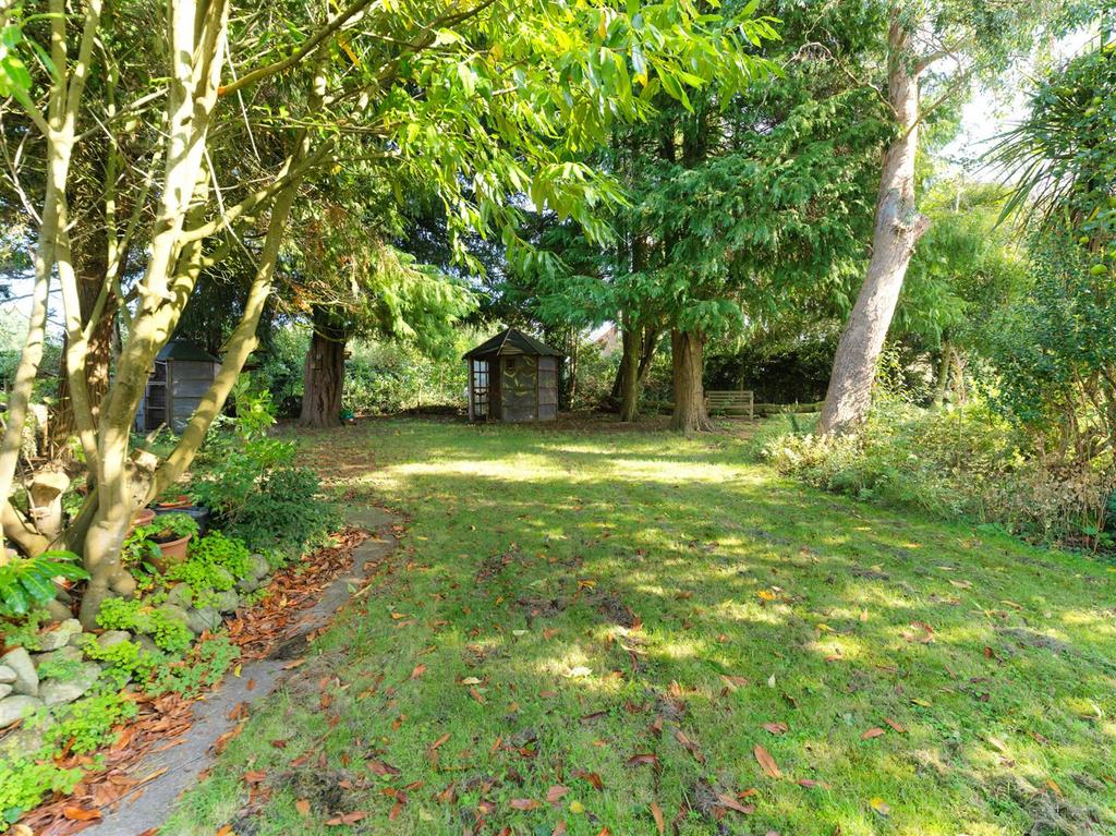 5-bedroom country house with 25 acres in uk 19