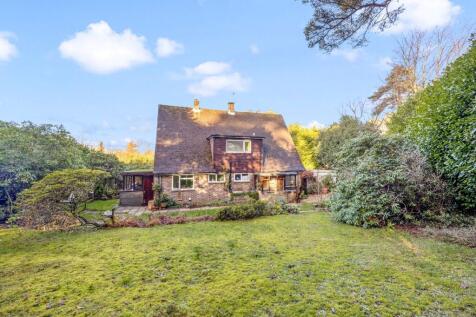 St. Johns Road, Crowborough, East Sussex, TN6 27