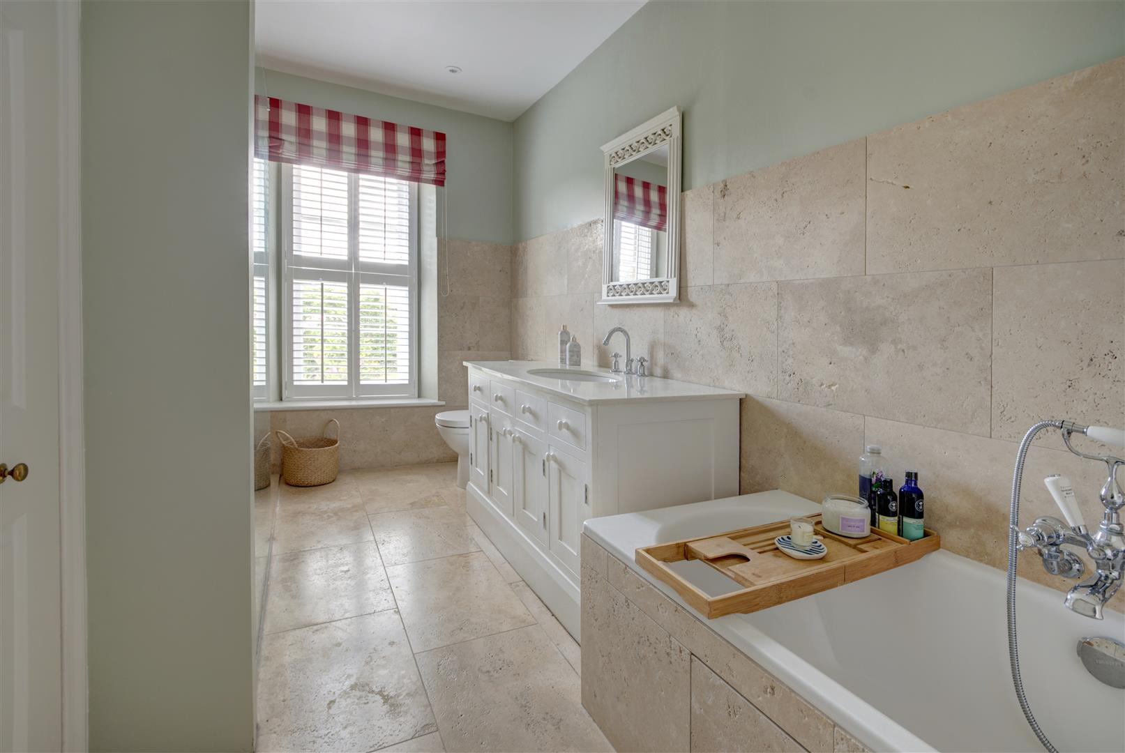 Manor House, Compton Abdale GL54 11